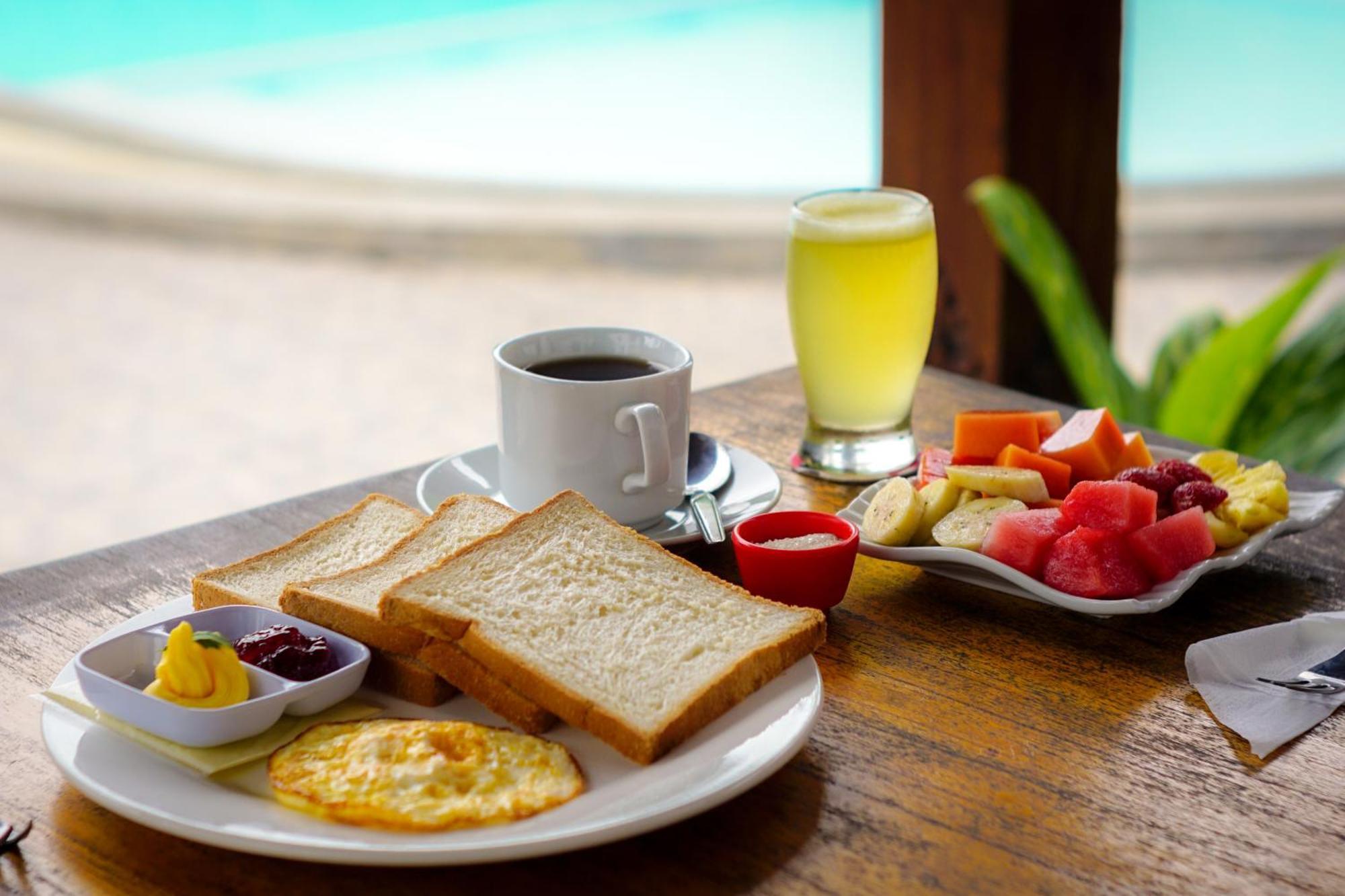 Hotel Tulips Yogyakarta Ngoại thất bức ảnh